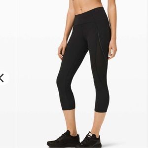 Lululemon Run Off Route Mid Rise Crop 21" black size 8